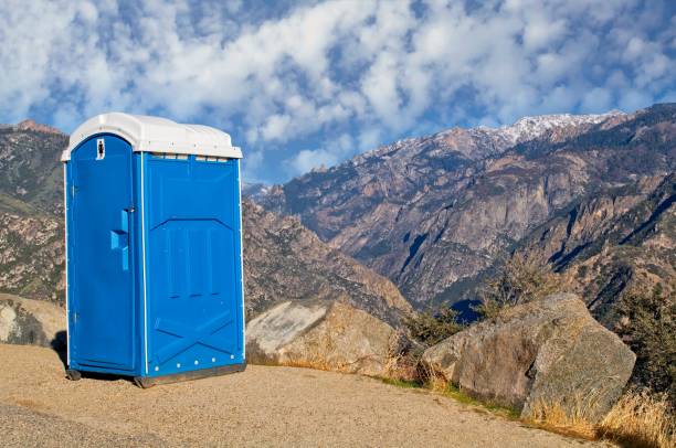 Best Portable bathroom rental  in River Falls, WI